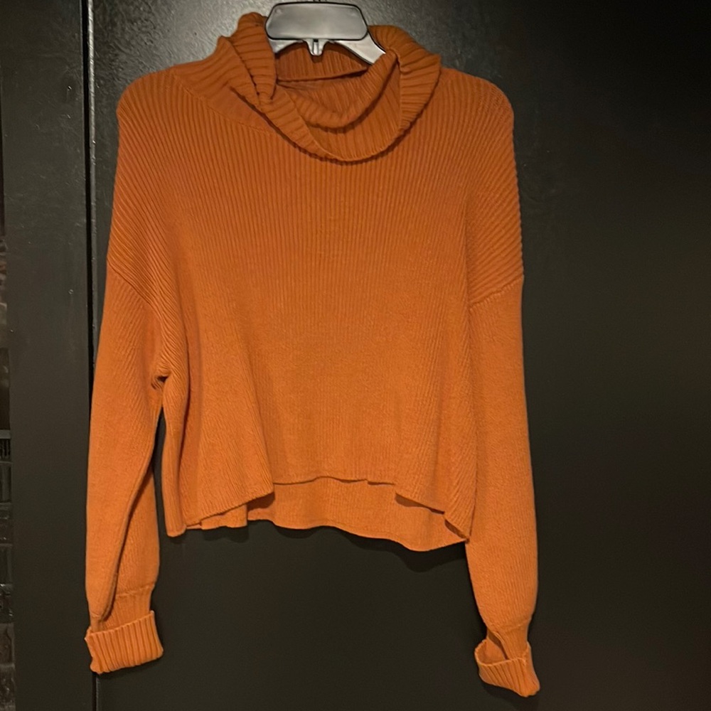 Wild Fable Turtleneck Sweater, size Large